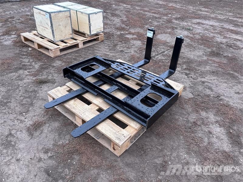  GIYI GY-DHC 59 in Skid Steer Forks (Unused) شوكات