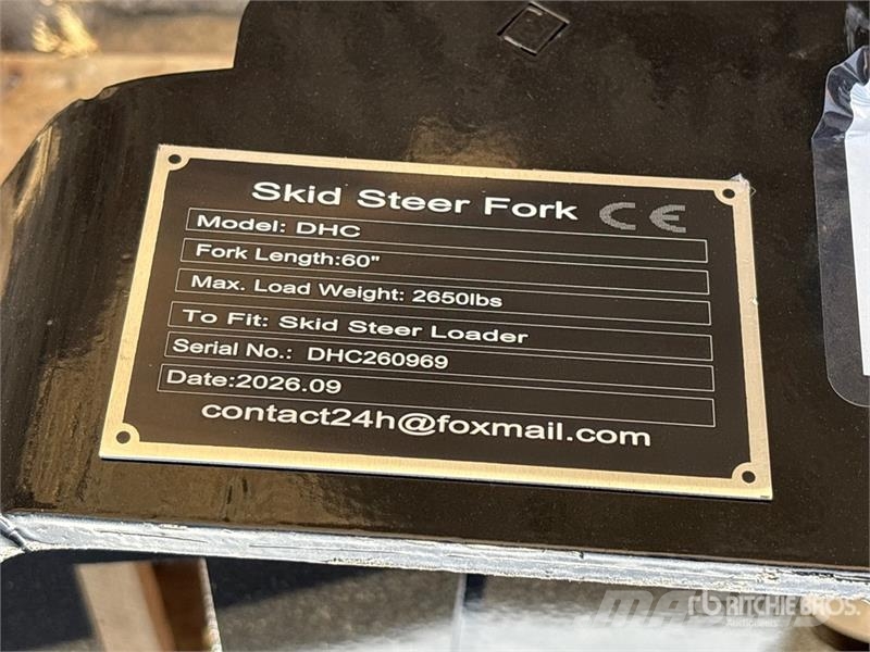  GIYI GY-DHC 60 in Skid Steer Forks (Unused) Horquillas