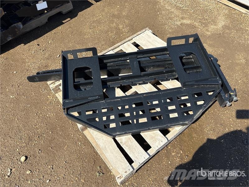 GIYI GY-DHC Skid Steer Forks (Unused) Gabeln