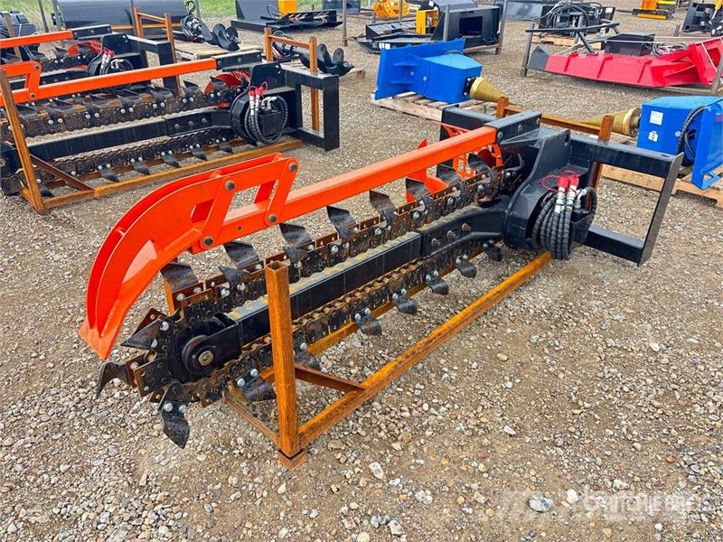 GIYI GY-DTC92 92 in Extended Skid Steer Trencher ( Trenchers