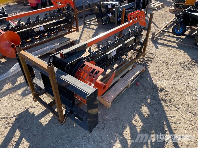 GIYI GY-DTC92 92 in Extended Skid Steer Trencher ( Kjedegravere