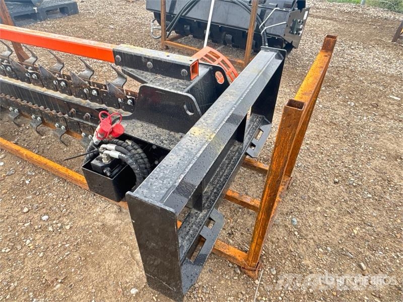 GIYI GY-DTC92 92 in Extended Skid Steer Trencher ( Trenchers