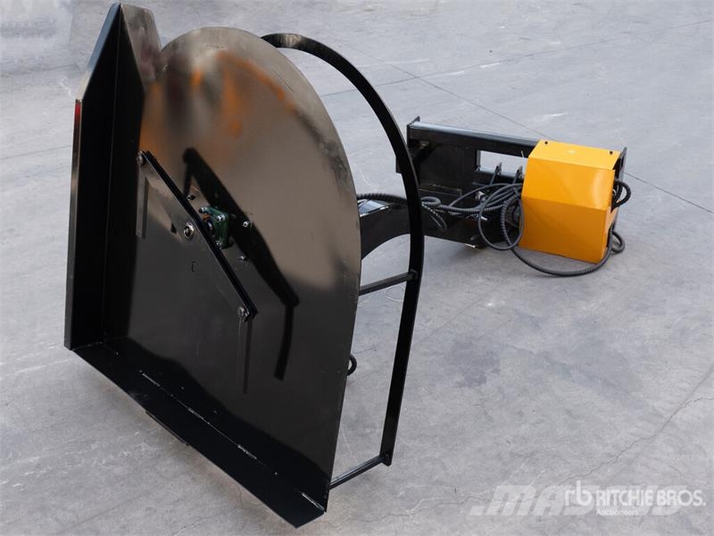 GIYI GY-ECA63 54 in Articulating Skid Steer Brush Mounted and trailed mowers