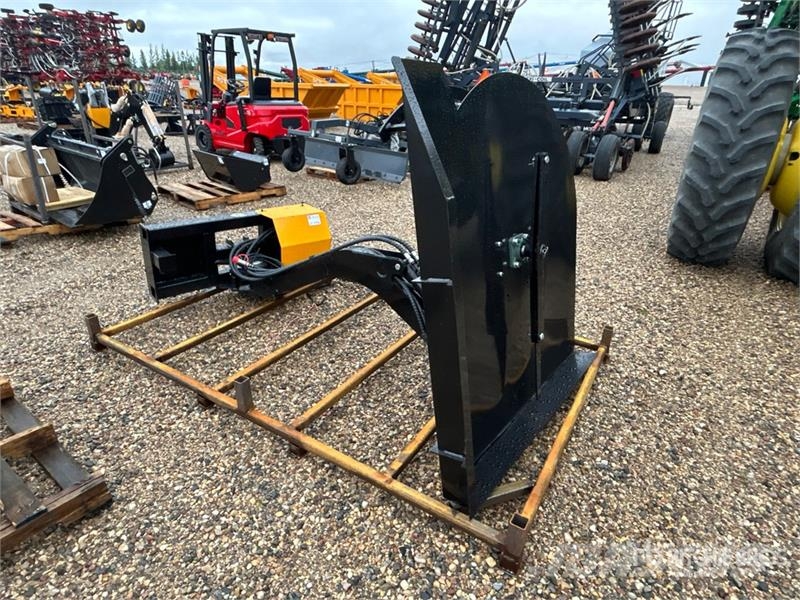GIYI GY-ECA74 54 in Articulating Skid Steer Brush 裝載與牽引式割草機