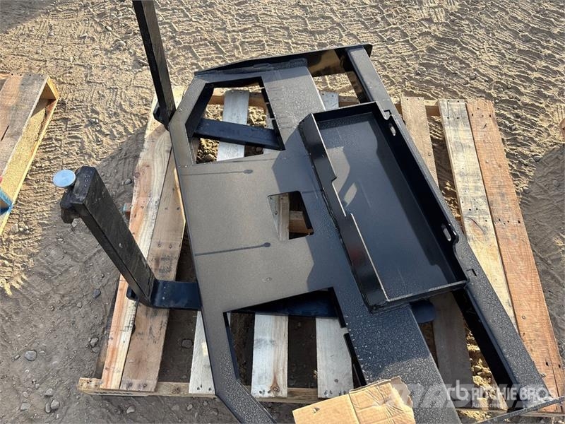  GIYI GY-FR47 29 in Mini Dingo Skid Steer Forks (Un Horquillas