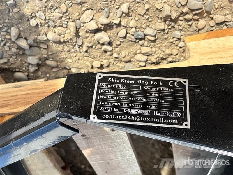 GIYI GY-FR47 29 in Mini Dingo Skid Steer Forks (Un Вили