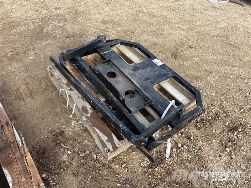 GIYI GY-FR47 47 in Mini Dingo Skid Steer Forks (Un Forche