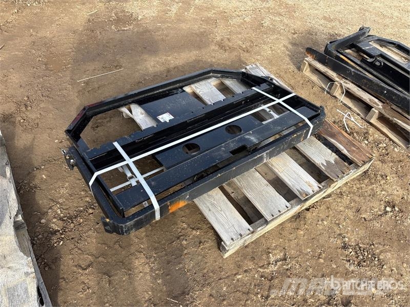  GIYI GY-FR47 47 in Mini Dingo Skid Steer Forks (Un Forche