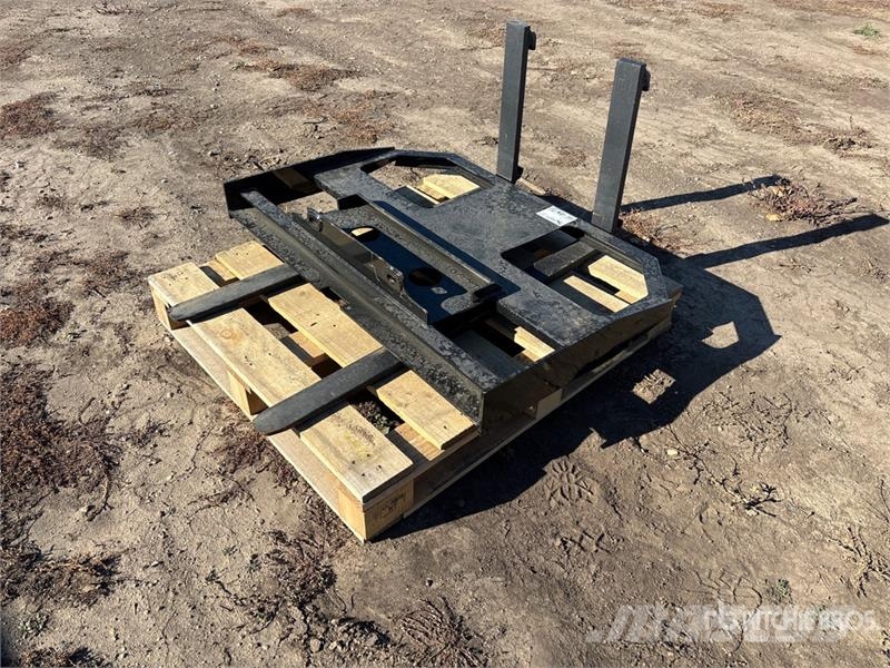  GIYI GY-FR47 47 in Mini Dingo Skid Steer Forks (Un Horquillas