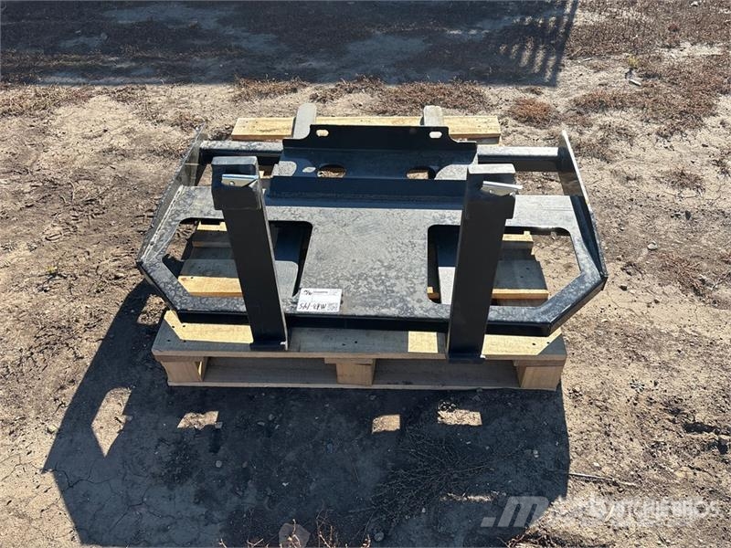  GIYI GY-FR47 47 in Mini Dingo Skid Steer Forks (Un Horquillas