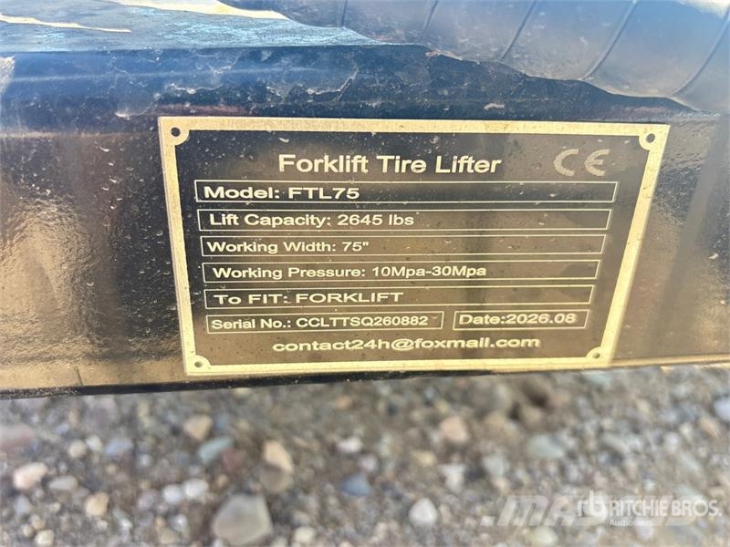 GIYI GY-FTL75 75 in Forklift Tire Lifter (Unused) アタッチメント・部品、その他