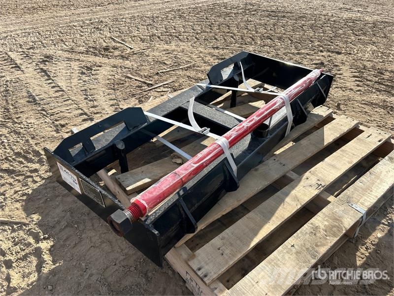  GIYI GY-HF47 40 in Skid Steer Hay Frame (Unused) مكونات أخرى