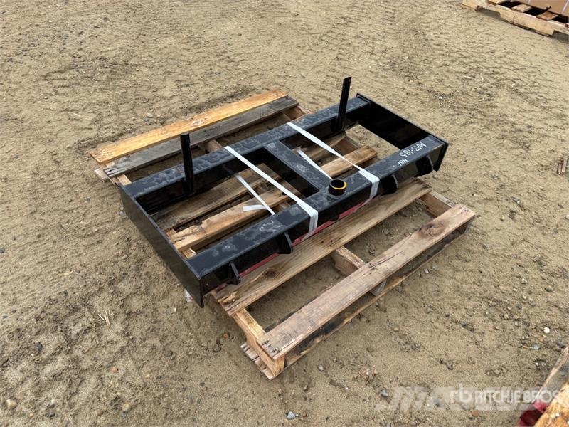  GIYI GY-HF47 46 in Skid Steer Bale Spear (Unused) Andre komponenter
