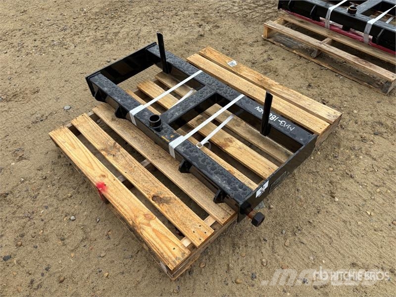  GIYI GY-HF47 46 in Skid Steer Bale Spear (Unused) Andre komponenter