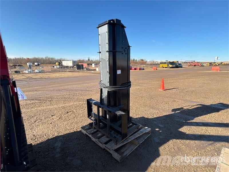 GIYI GY-HPD84 Hydraulic Skid Steer Post Driver (Un Fencing equipment