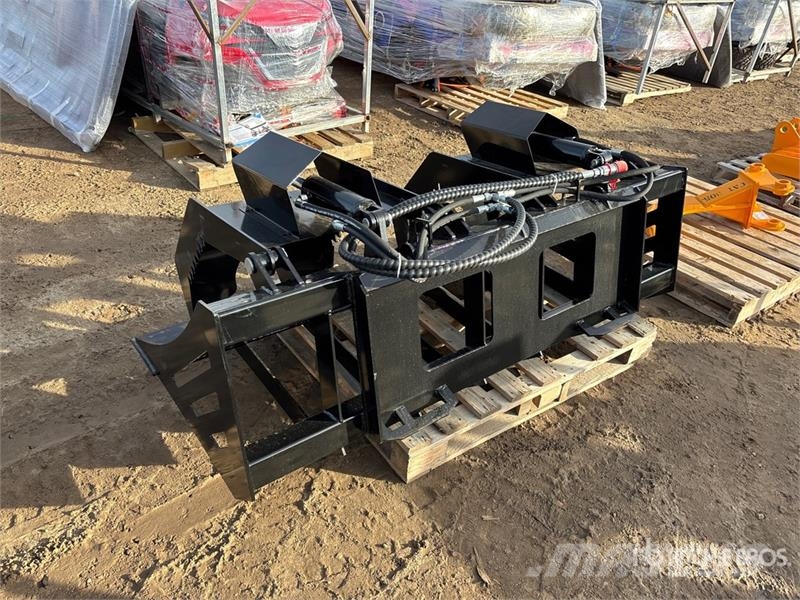 GIYI GY-HWG72 72 in Skid Steer Grapple Bucket (Unu Grijpers