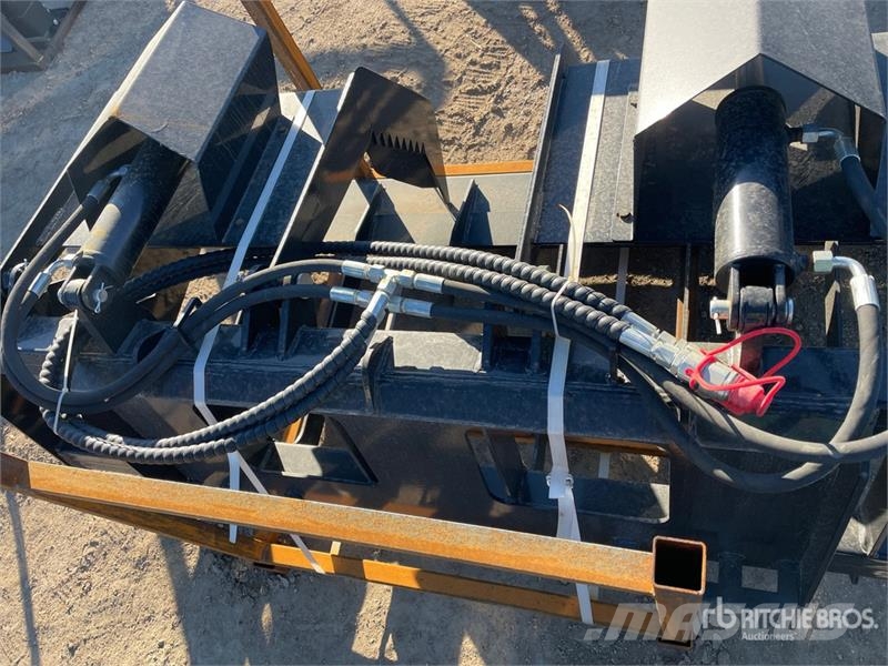 GIYI GY-HWG72 72 in Skeleton Skid Steer Grapple Bu Gripere