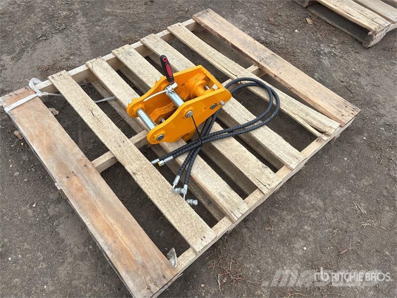 GIYI GY-K302 5 in Excavator Coupler (Unused) 快速連結器