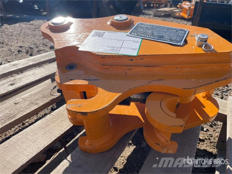  GIYI GY-K302 Quick Coupler (Unused) Conectores rápidos
