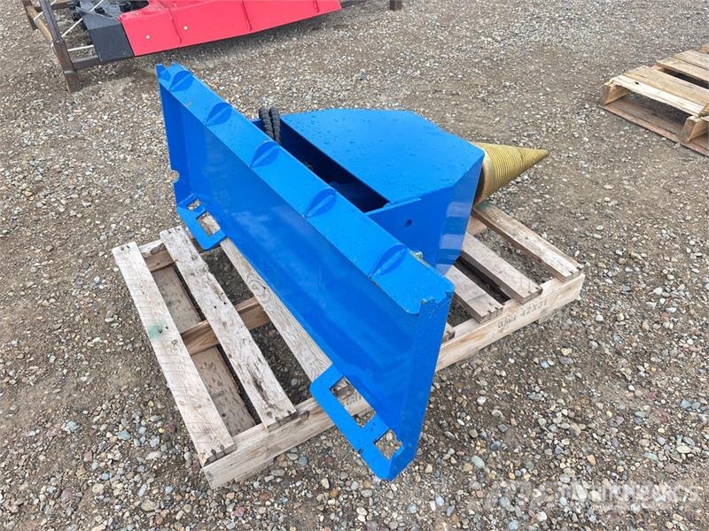 GIYI GY-LS43 43 in Skid Steer Log Splitter (Unused Sekačky a rezačky dreva