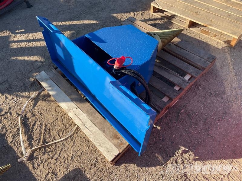 GIYI GY-LS43 43 in Skid Steer Log Splitter (Unused Divisores e cortadores de madeira