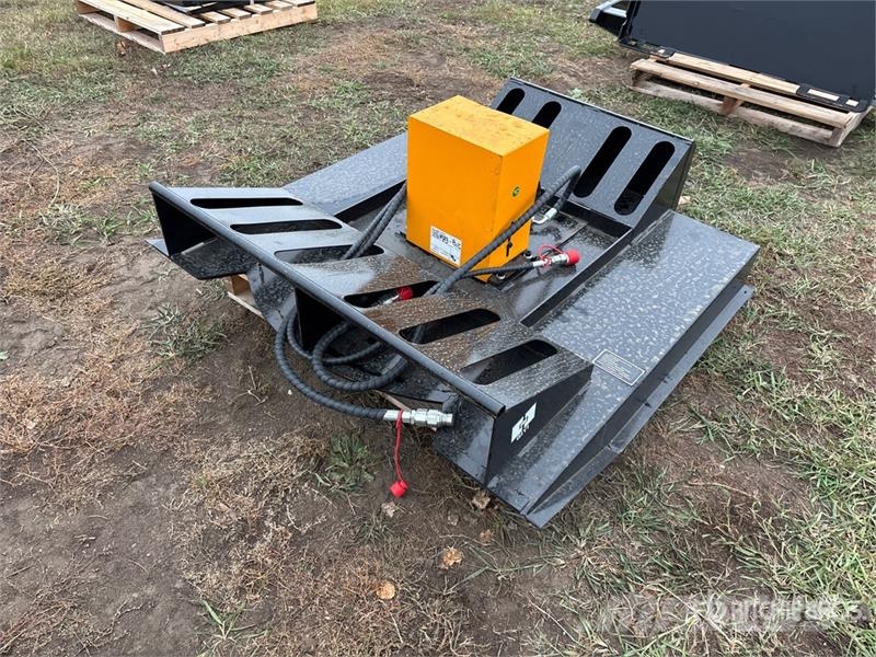 GIYI GY-MBC53 46 in Mini Skid Steer Brush Cutter ( ماكينات جز العشب