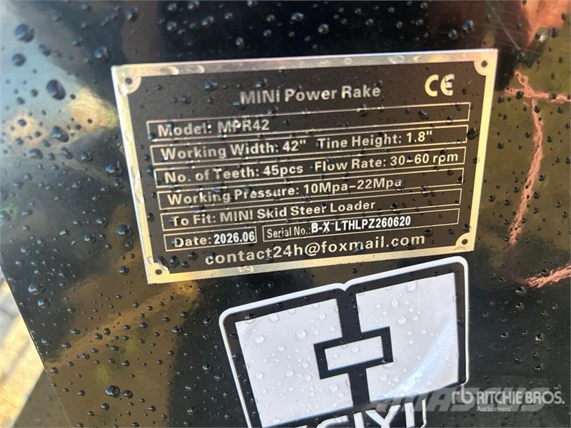 GIYI GY-MPR42 42 in Mini Skid Steer Power Rake (Un Ancinho virador