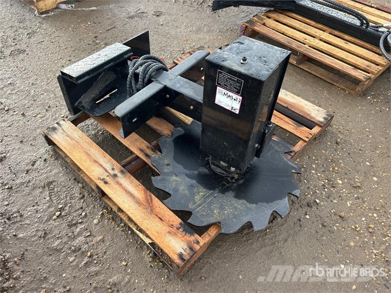GIYI GY-MTS51 28 in Mini Skid Steer Tree Saw (Unus Drugi deli