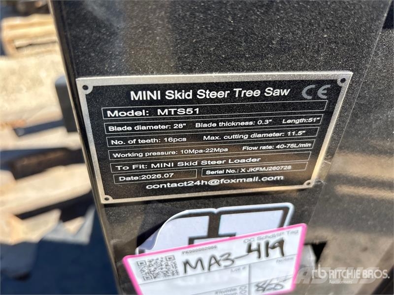 GIYI GY-MTS51 28 in Mini Skid Steer Tree Saw (Unus Drugi deli
