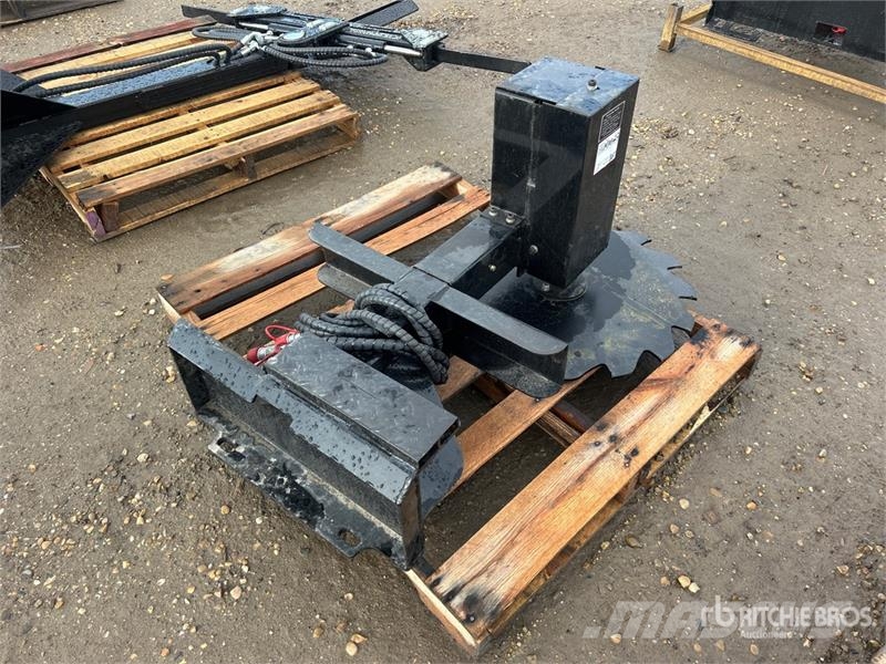 GIYI GY-MTS51 28 in Mini Skid Steer Tree Saw (Unus Drugi deli