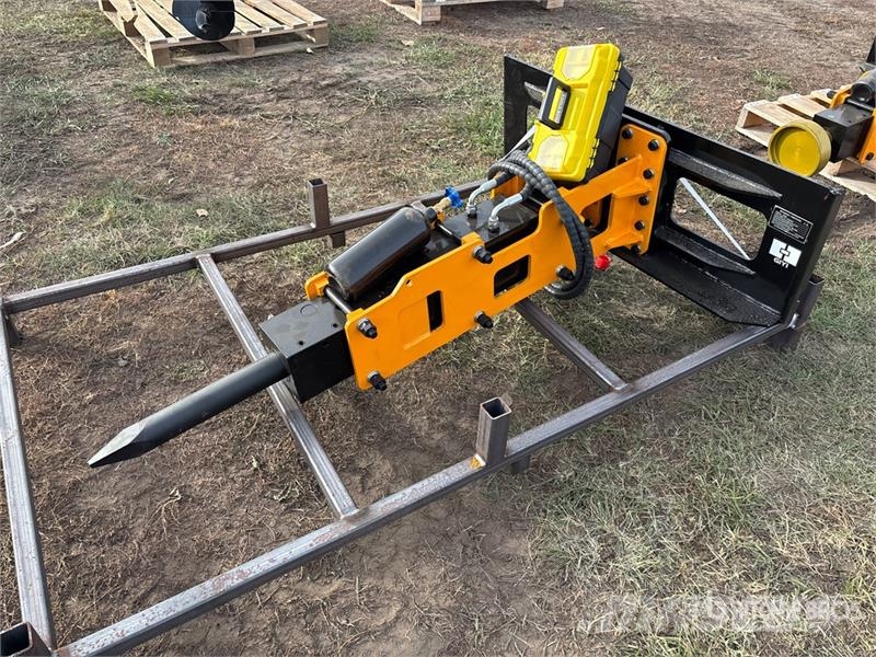  GIYI GY-P680 3 in Skid Steer Breaker (Unused) مطارق / كسارات