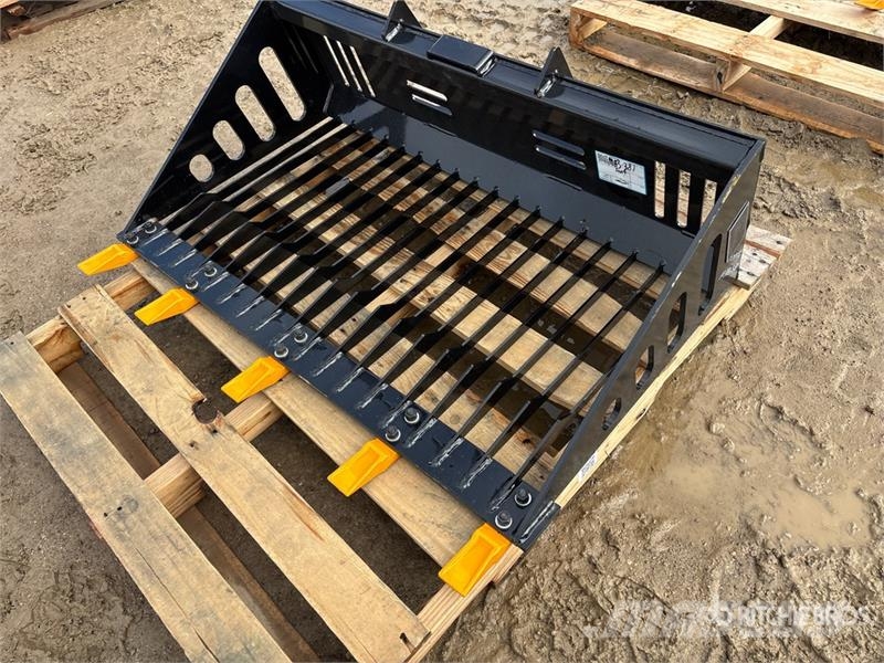 GIYI GY-RB44 42 in Rock Mini Skid Steer Bucket (Un Godet