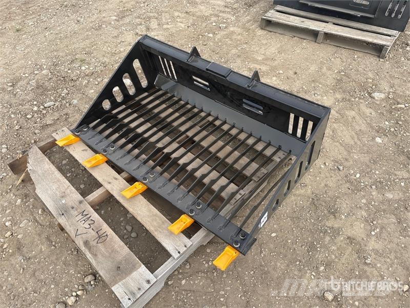 GIYI GY-RB44 44 in Rock Mini Skid Steer Bucket (Un Κουβάδες