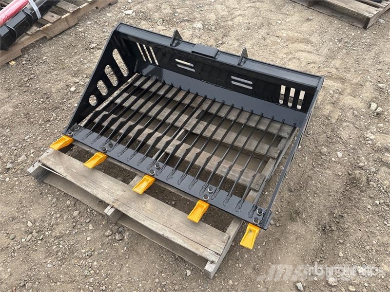 GIYI GY-RB44 44 in Rock Mini Skid Steer Bucket (Un Κουβάδες
