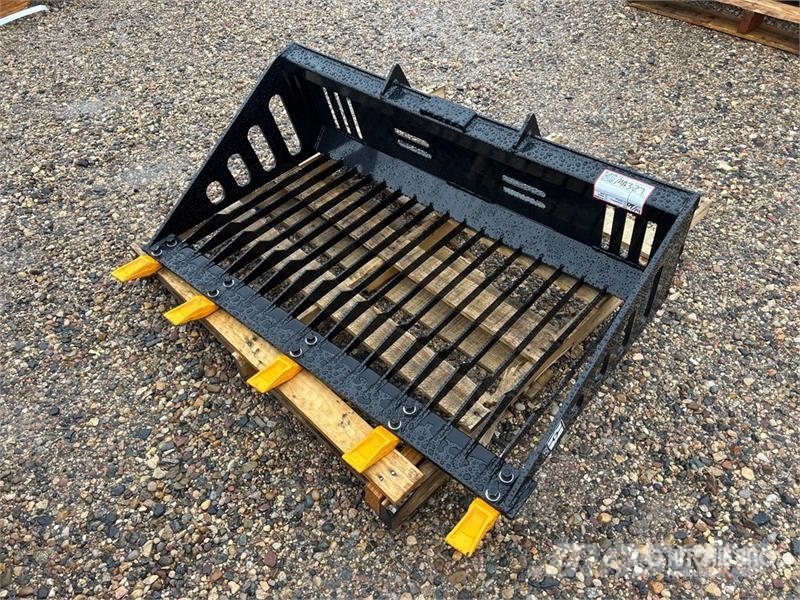 GIYI GY-RB44 44 in Rock Mini Skid Steer Bucket (Un Buckets