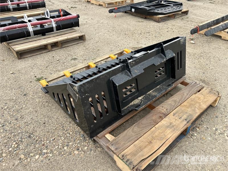  GIYI GY-RB44 44 in Rock Skid Steer Bucket (Unused) Godet