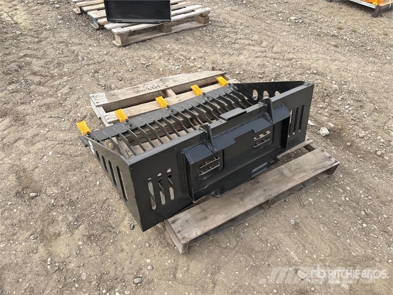 GIYI GY-RB44 44 in Rock Mini Skid Steer Bucket (Un Κουβάδες