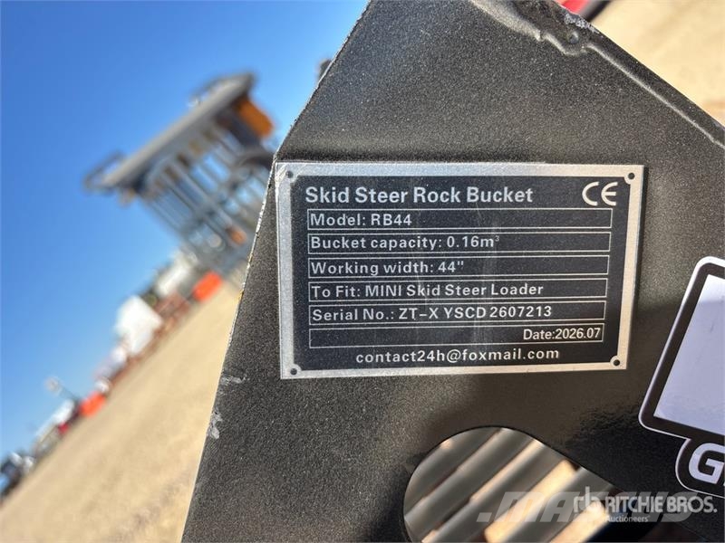 GIYI GY-RB44 Rock Mini Skid Steer Bucket (Unused) Godet