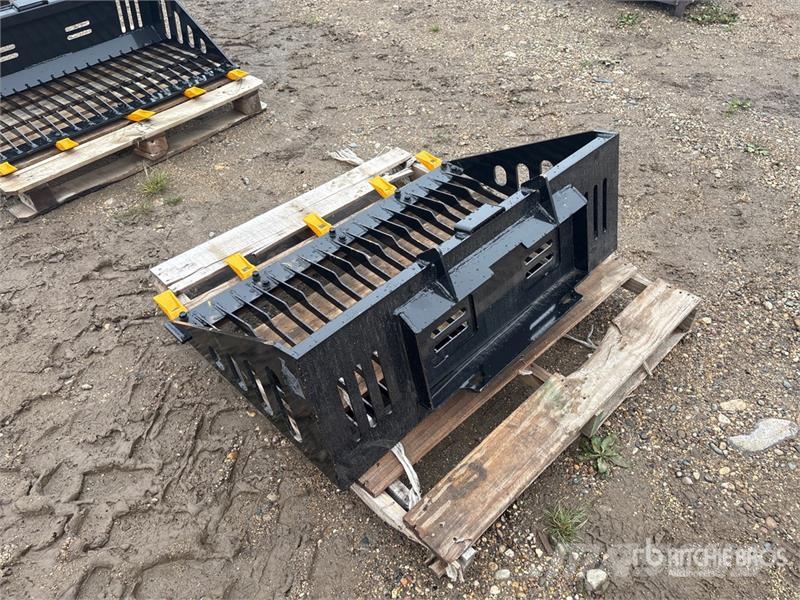  GIYI GY-RB44 Rock Mini Skid Steer Bucket (Unused) Kausi