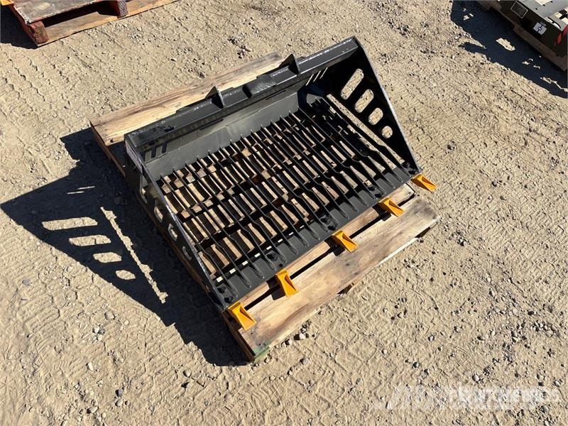 GIYI GY-RB44 Rock Mini Skid Steer Bucket (Unused) Godet