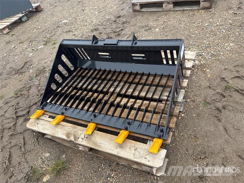  GIYI GY-RB44 Rock Mini Skid Steer Bucket (Unused) Kausi