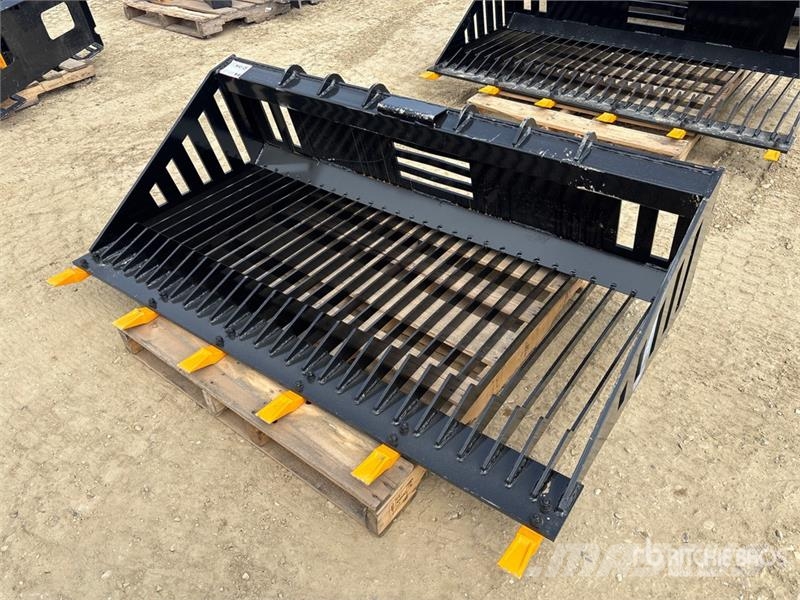GIYI GY-RB66 66 in Rock Skid Steer Bucket (Unused) Godet