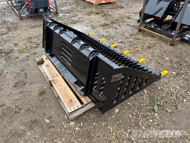  GIYI GY-RB66 66 in Rock Skid Steer Bucket (Unused) Skuffer