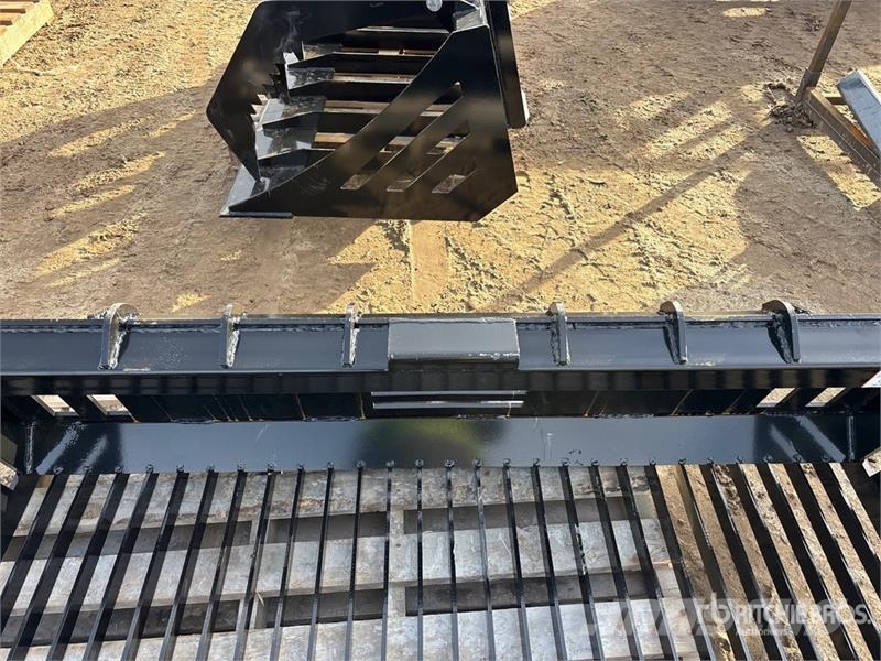 GIYI GY-RB66N 66 in Q/C Rock Bucket Without Teeth Kanalak