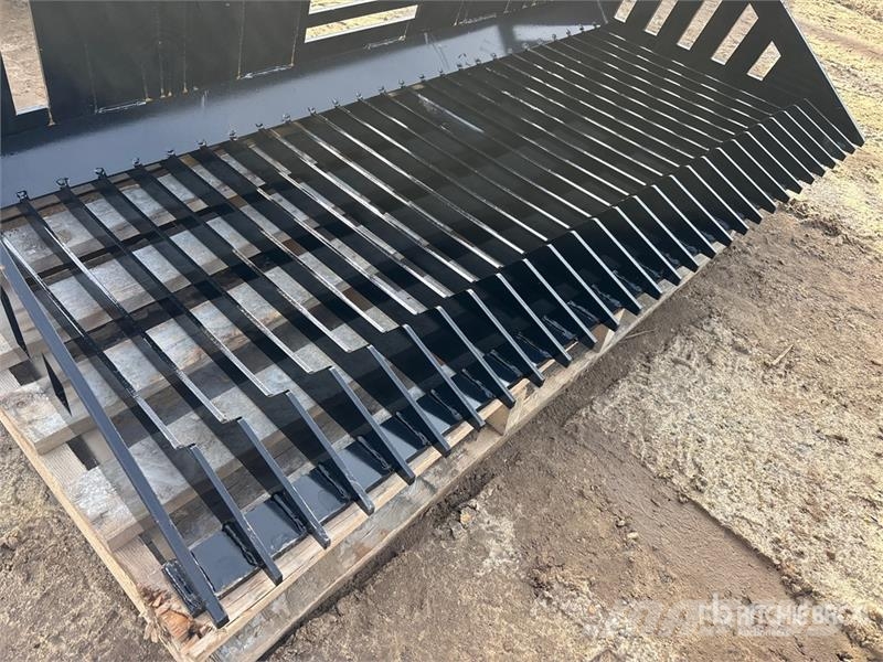 GIYI GY-RB66N 66 in Q/C Rock Bucket Without Teeth Kanalak