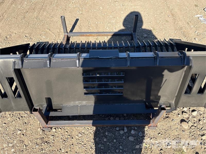  GIYI GY-RB66N 66 in Rock Skid Steer Bucket (Unused Łyżki do ładowarek