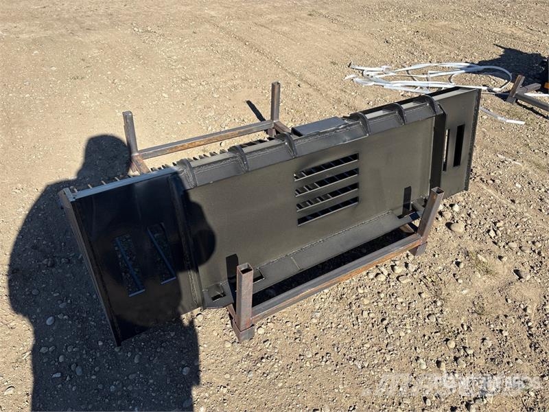  GIYI GY-RB66N 66 in Rock Skid Steer Bucket (Unused Łyżki do ładowarek