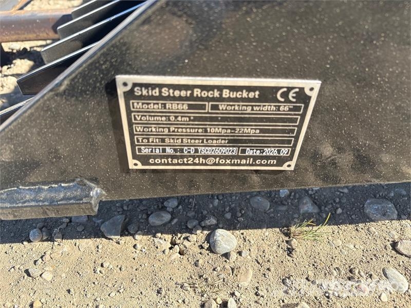 GIYI GY-RB66N 66 in Rock Skid Steer Bucket (Unused Łyżki do ładowarek