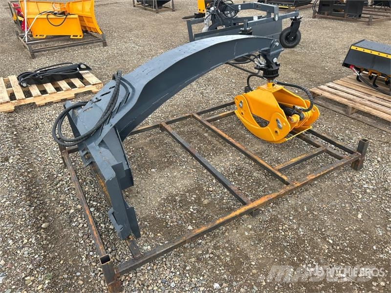  GIYI GY-RG63 2200 lb Rotating Skid Steer Grapple ( Gribere