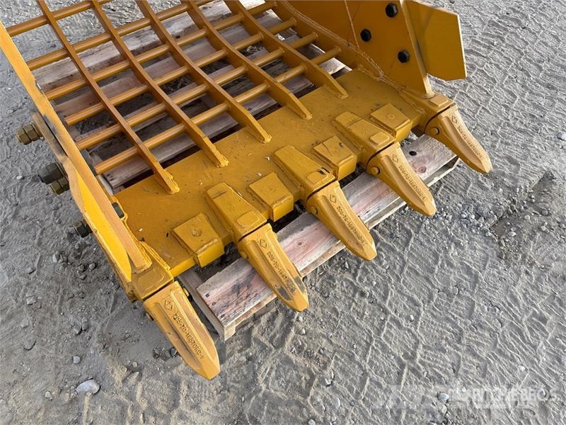 GIYI GY-S320 42 in Skeleton Excavator Bucket - Fit バケット